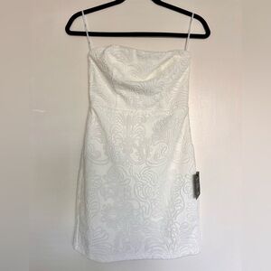 NWT Lulu’s Strapless Mini White Dress